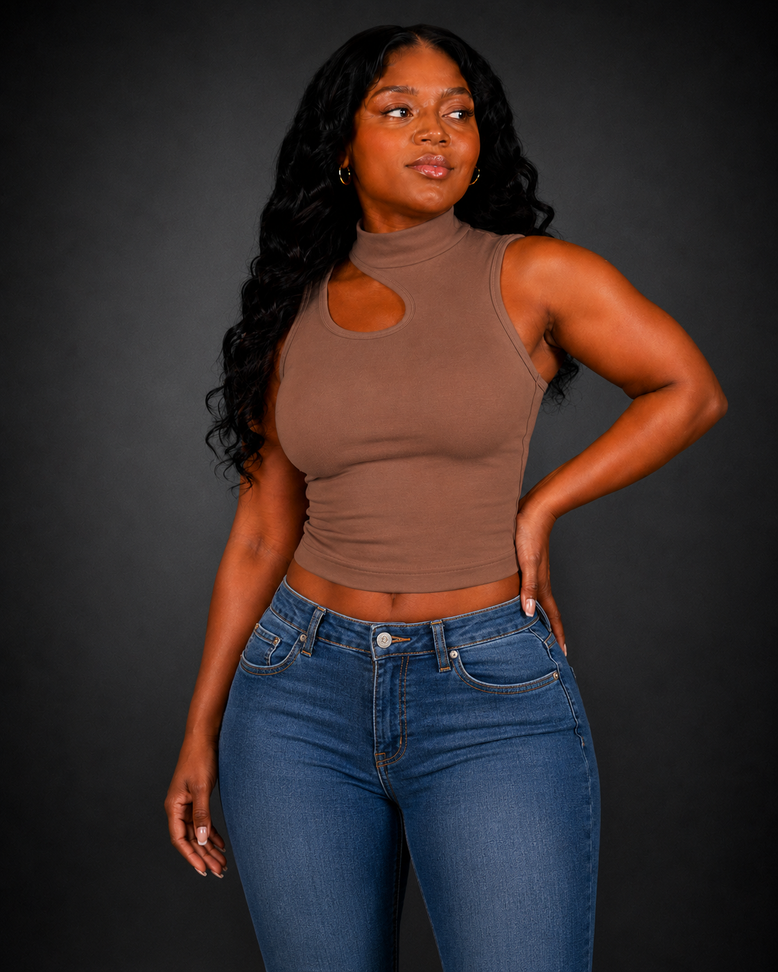 Sleeveless crop mock top
