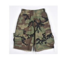 Women cargo shorts with pockets