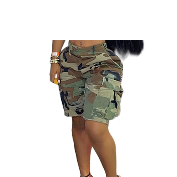 Women cargo shorts with pockets